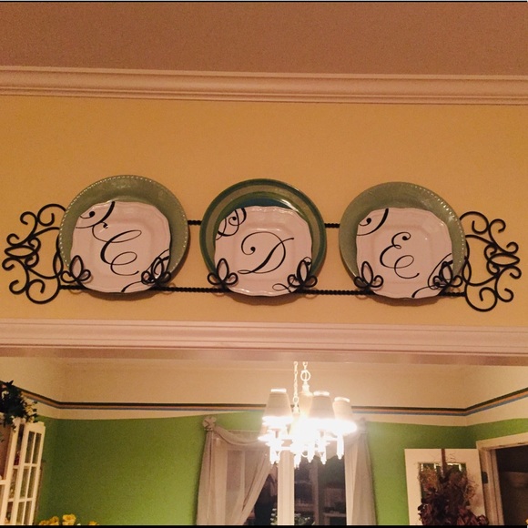 Southern Living At Home Other - SLAH Highland Decorative Metal 3 Plate Rack EUC